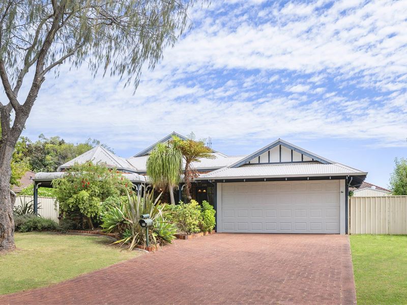 17 Lorikeet Loop, Broadwater