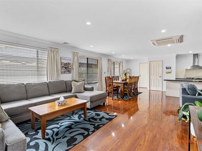 44 Colesbrook Drive, Byford WA 6122