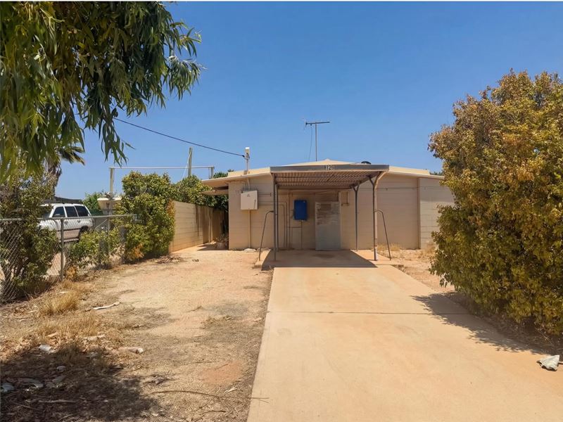 13A Davidson Street, Exmouth