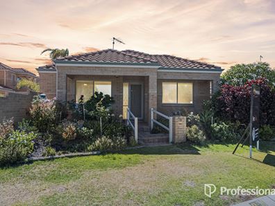 8/8 Centennial Gardens, Hillarys WA 6025