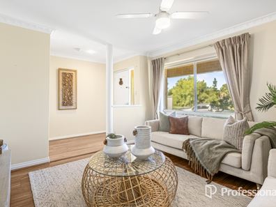 8/8 Centennial Gardens, Hillarys WA 6025
