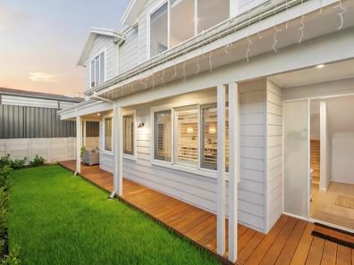 14A MANDALAY PLACE, Craigie WA 6025