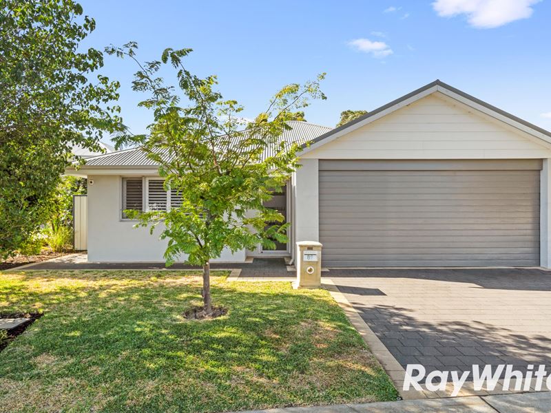 89 Camden Way, Meadow Springs