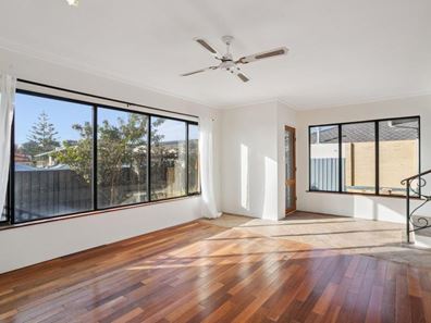 3 Marine Terrace, Sorrento WA 6020
