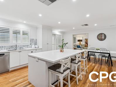 2 Jillara Way, Lesmurdie WA 6076