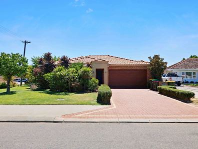 11 Lowther Terrace, Nollamara WA 6061