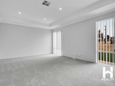19A Mereworth Way, Marangaroo WA 6064