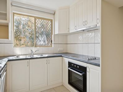 8/47 Corbett Street, Scarborough WA 6019
