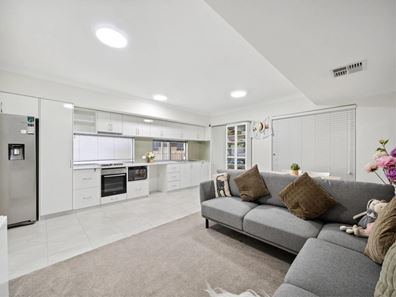 2A Bragor Place, Ardross WA 6153