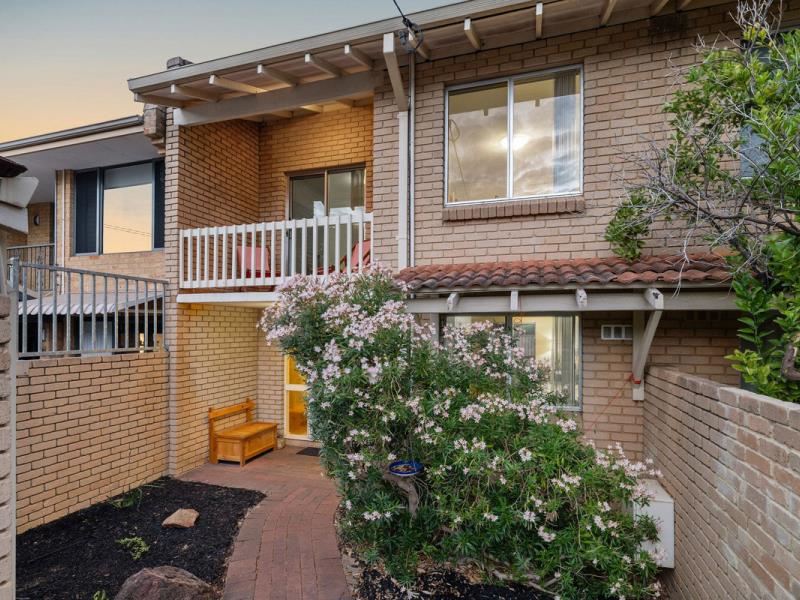 1/4 Brentham Street, Leederville