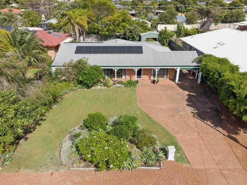 17 Wooleen Street, Golden Bay WA 6174