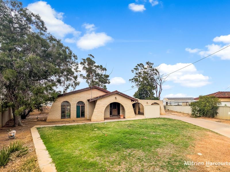 6 Buller Road, Bruce Rock WA 6418