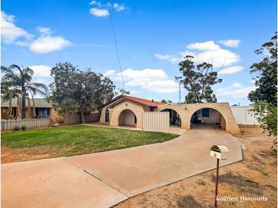 6 Buller Road, Bruce Rock WA 6418