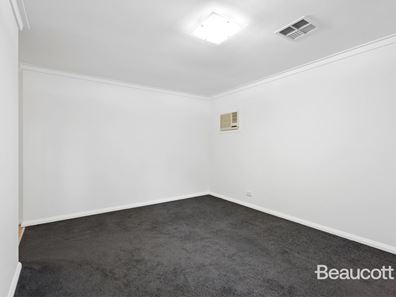 2/30 Waverley Street, Dianella WA 6059