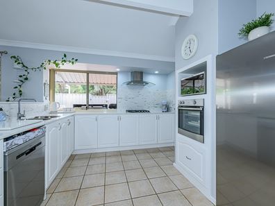 7 Sandringham Promenade, Canning Vale WA 6155