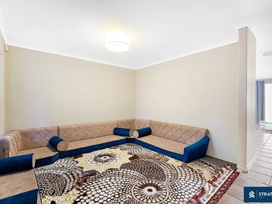 6 Wattlebird Place, Brookdale WA 6112