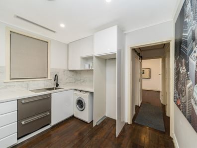 4/1196 Albany Highway, Bentley WA 6102
