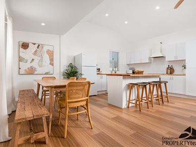 15 Maley Way, Beachlands WA 6530
