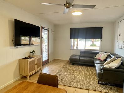 B/7 Mortimer Street, Kalbarri WA 6536