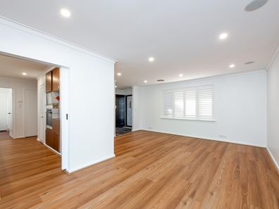 120 Dampier Avenue, Mullaloo WA 6027
