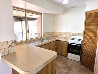 8 Stinton Street, Mandurah WA 6210