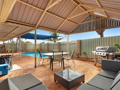 6 Meda Crescent, Dampier WA 6713