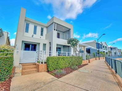 23 Melton Hill Lane, Champion Lakes WA 6111