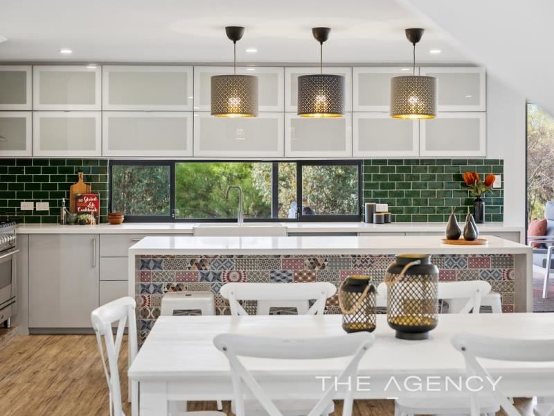6 Carmichael Court, Chidlow WA 6556