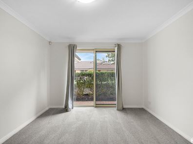 32/135 Challis Road, Seville Grove WA 6112