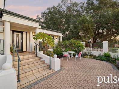 195A Riverton Drive North, Shelley WA 6148