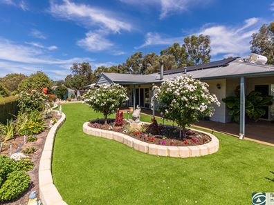27 Greengage Place, Bakers Hill WA 6562