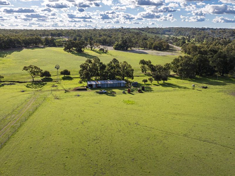 281 Crest Hill Road, Bindoon WA 6502