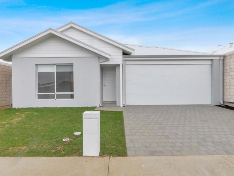 169 Monticello Parkway, Piara Waters WA 6112