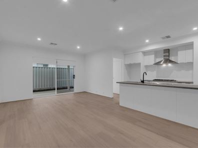 169 Monticello Parkway, Piara Waters WA 6112