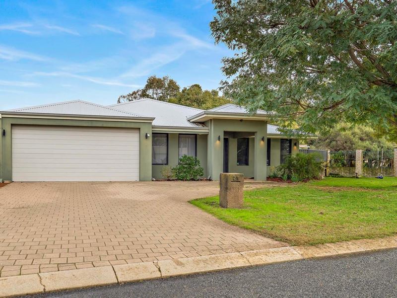 21 Tarwhine Close, South Lake WA 6164