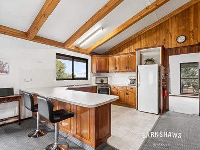 3 Stirling Close, Swan View WA 6056