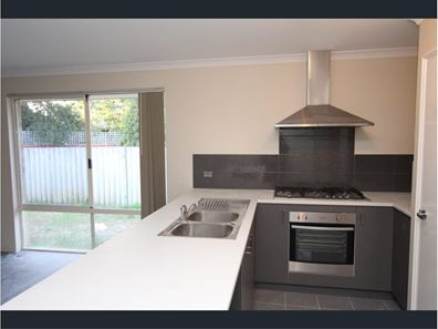6A Netley Place, Armadale WA 6112