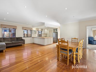 27 Sapphire Crescent, Balcatta WA 6021
