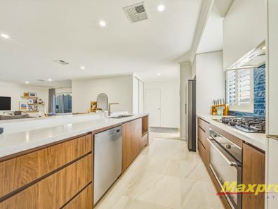 27 Alliance Loop, Willetton WA 6155