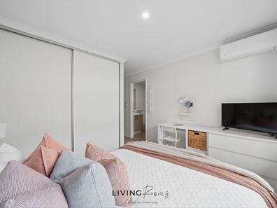 Room/4  61 Yateley Way, Wellard WA 6170