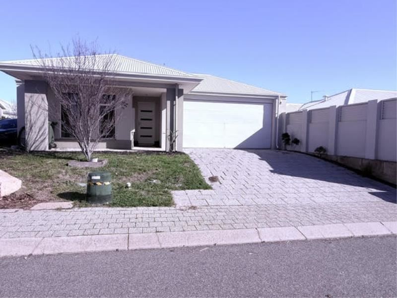 13/27 Barfield Road, Hammond Park WA 6164