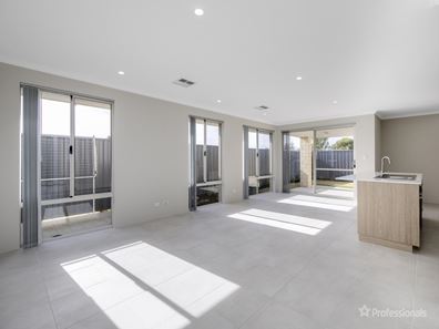65 Sandbanks Road, Baldivis WA 6171