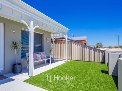 83 Grandite Fairway, Australind WA 6233