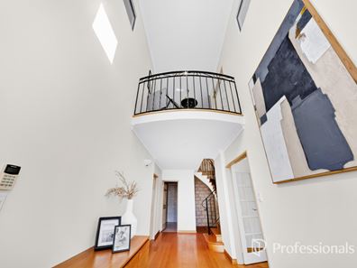 9 Tobruk Lane, Dianella WA 6059