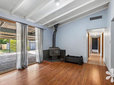 2 Flux Way, Byford WA 6122