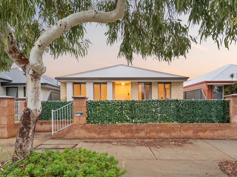 104 Joseph Banks Boulevard, Banksia Grove WA 6031