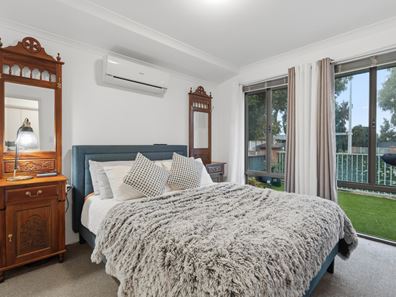 104 Joseph Banks Boulevard, Banksia Grove WA 6031