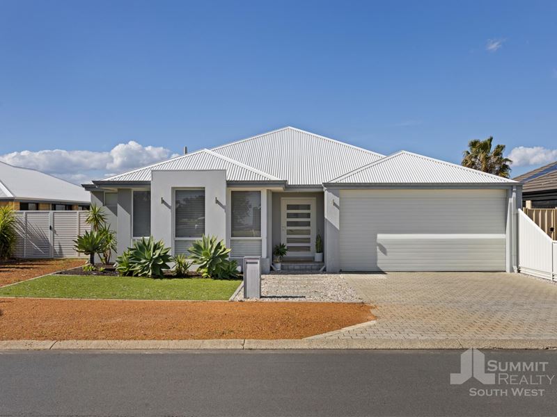 17 Cambria Road, Dalyellup WA 6230