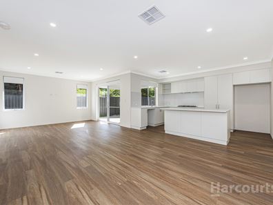 3/11 Murray Crescent, Halls Head WA 6210