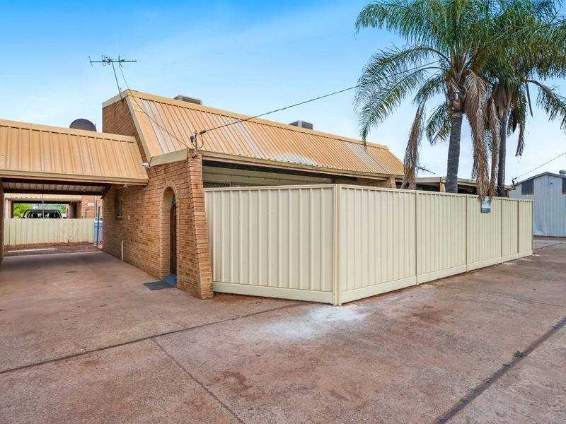 3/2 Carrington Street, South Kalgoorlie WA 6430